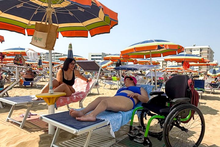 immagine Bibione: una vacanza al mare accessibile in sedia a rotelle